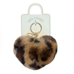 Heart-Shaped Faux Fur Bag Charm Keychain - Leopard Print